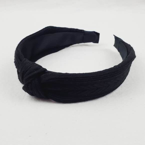 Non-Slip soft fabric knotted headband - Picture 8 of 8